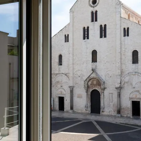 Saint Nicolhouse 3* Bari